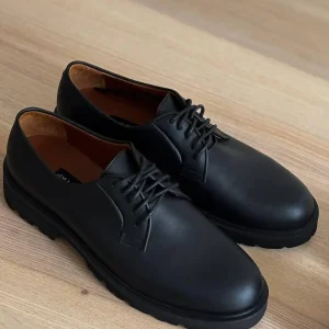 Handcrafted Leather Derby Shoes Men's Black Brown
