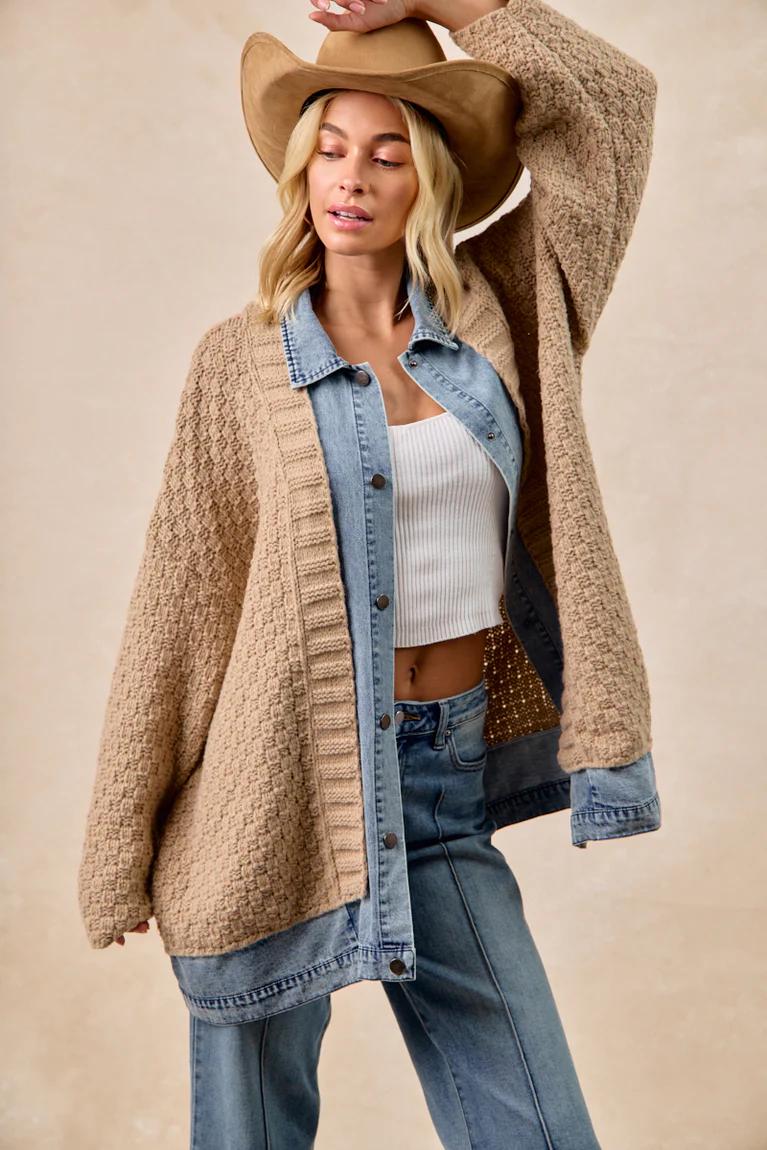 Long Cardigan Sweater With Washed Denim: Jean Patchwork